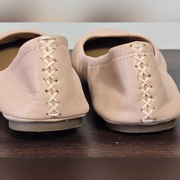 Lucky Brand Women's Emmie Pale Beige Ballet Flat Size 8.5M - Picture 10 of 12